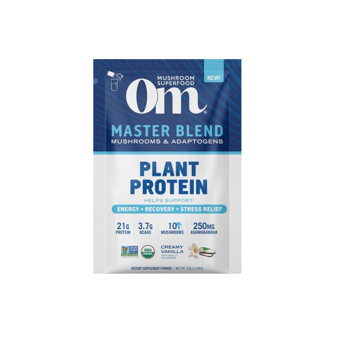 Om Master Blend Plant Protein Creamy Vanilla - Front view